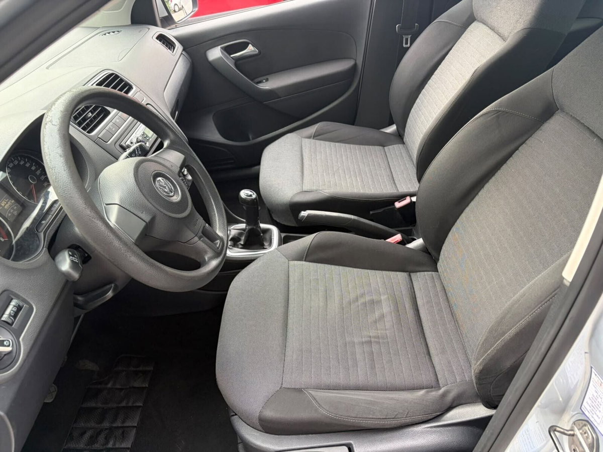 Volkswagen Polo 1.4 5 porte Comfortline (7)