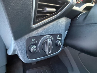 Ford C-Max 1.6 TDCi 95CV Titanium (10)