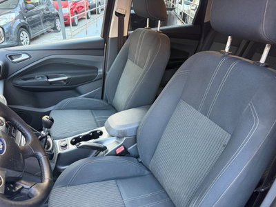 Ford C-Max 1.6 TDCi 95CV Titanium (9)