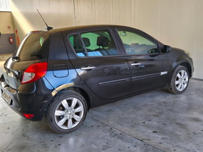 Renault Clio 1.2 16V 5 porte Dynamique (11)
