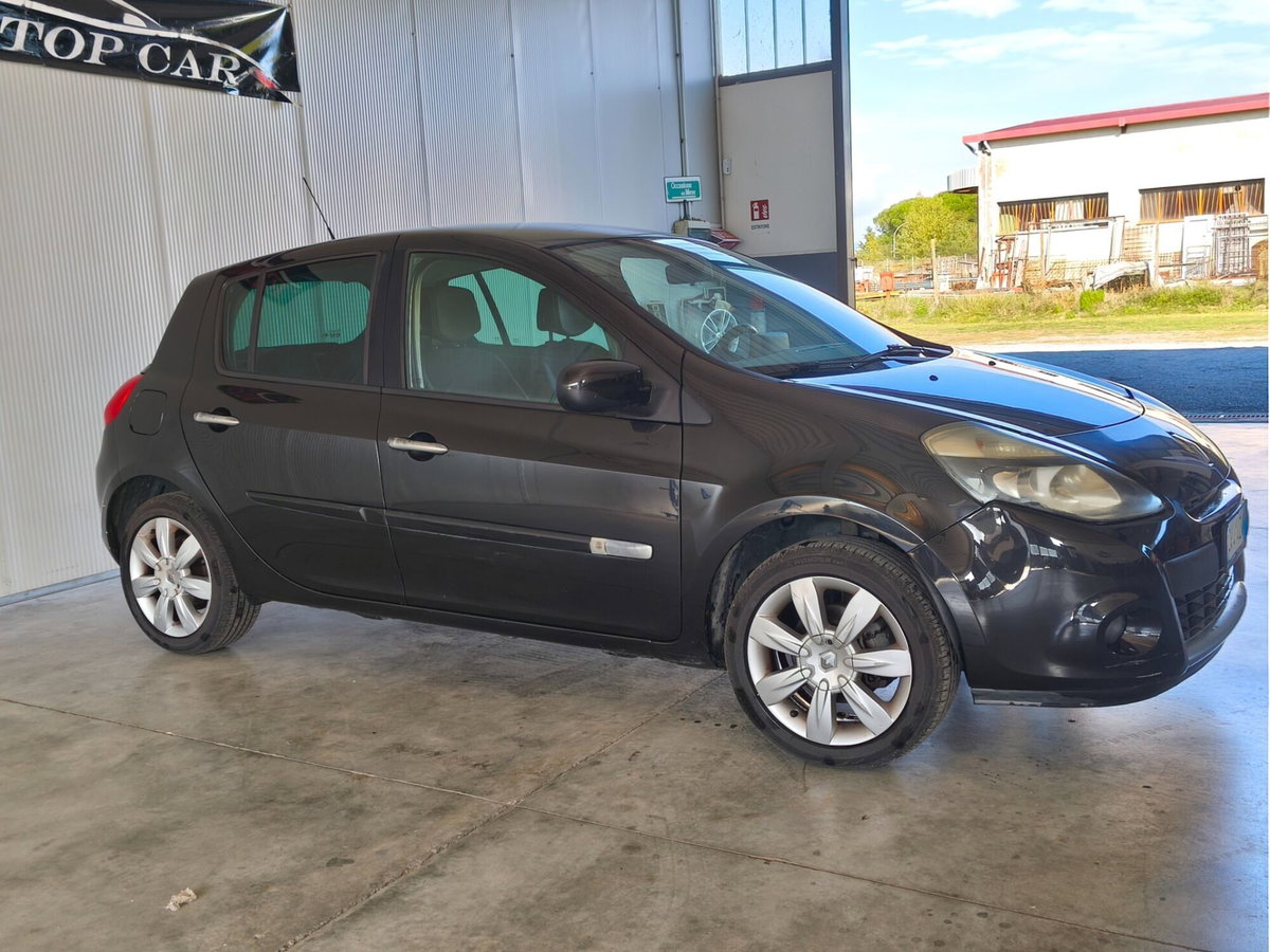 Renault Clio 1.2 16V 5 porte Dynamique (5)