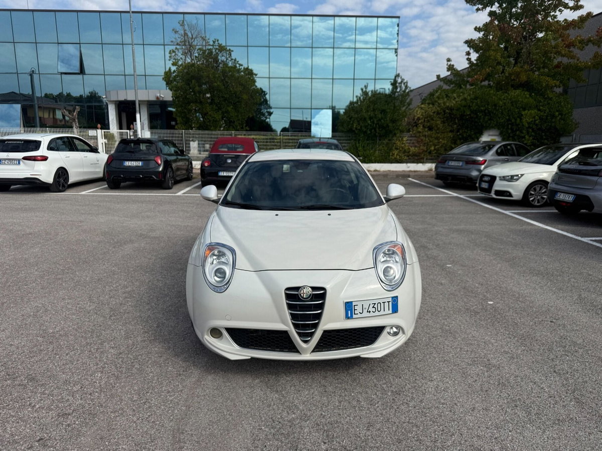 Alfa Romeo MiTo 1.4 105 CV M.air S&S Distinctive Sport Pack