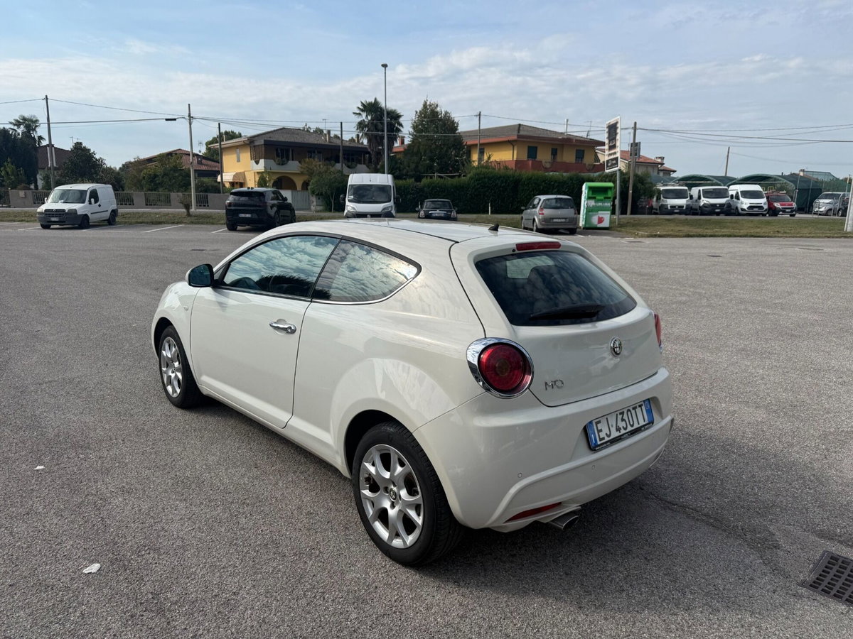 Alfa Romeo MiTo 1.4 105 CV M.air S&S Distinctive Sport Pack (6)