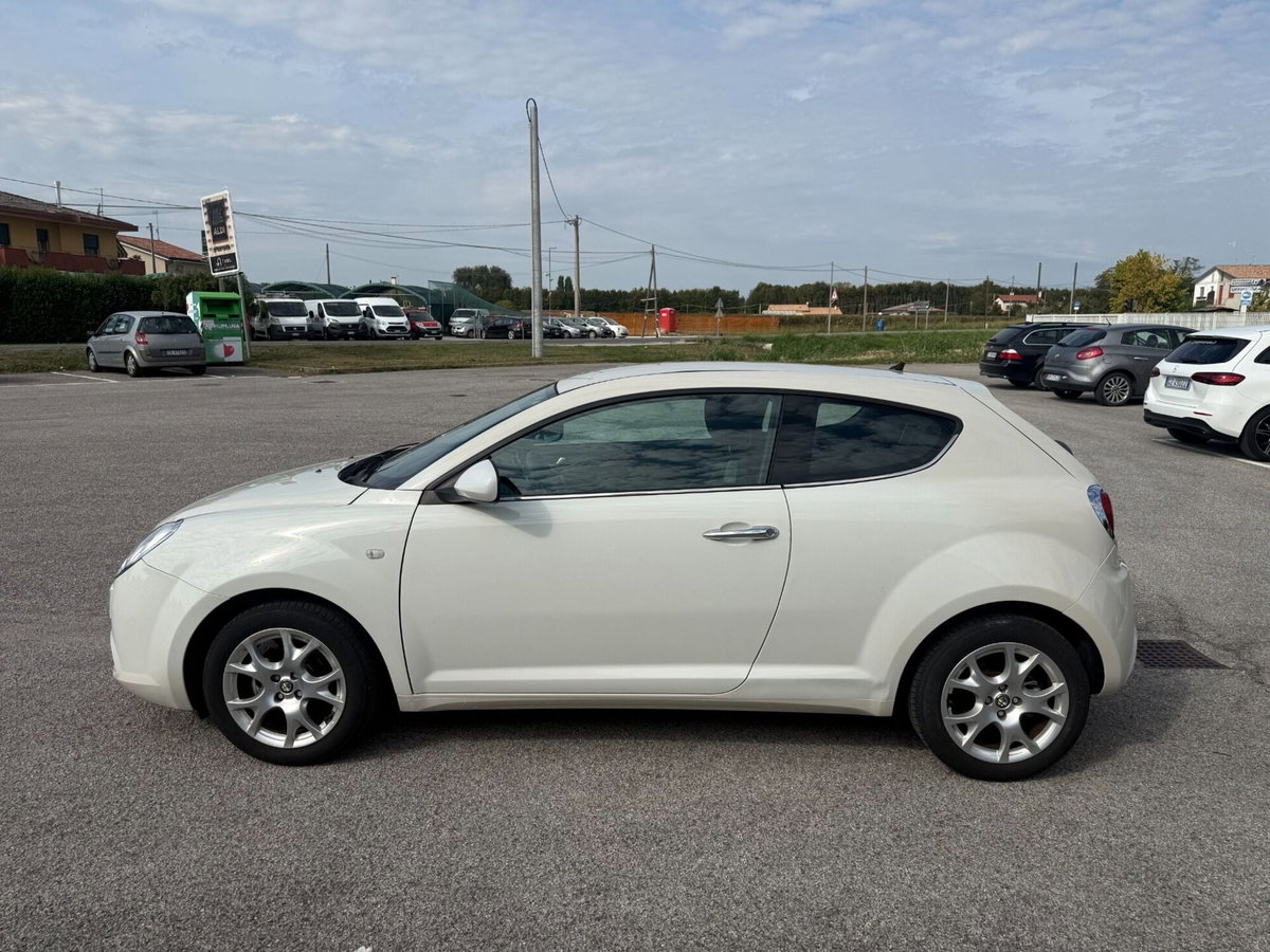 Alfa Romeo MiTo 1.4 105 CV M.air S&S Distinctive Sport Pack (7)