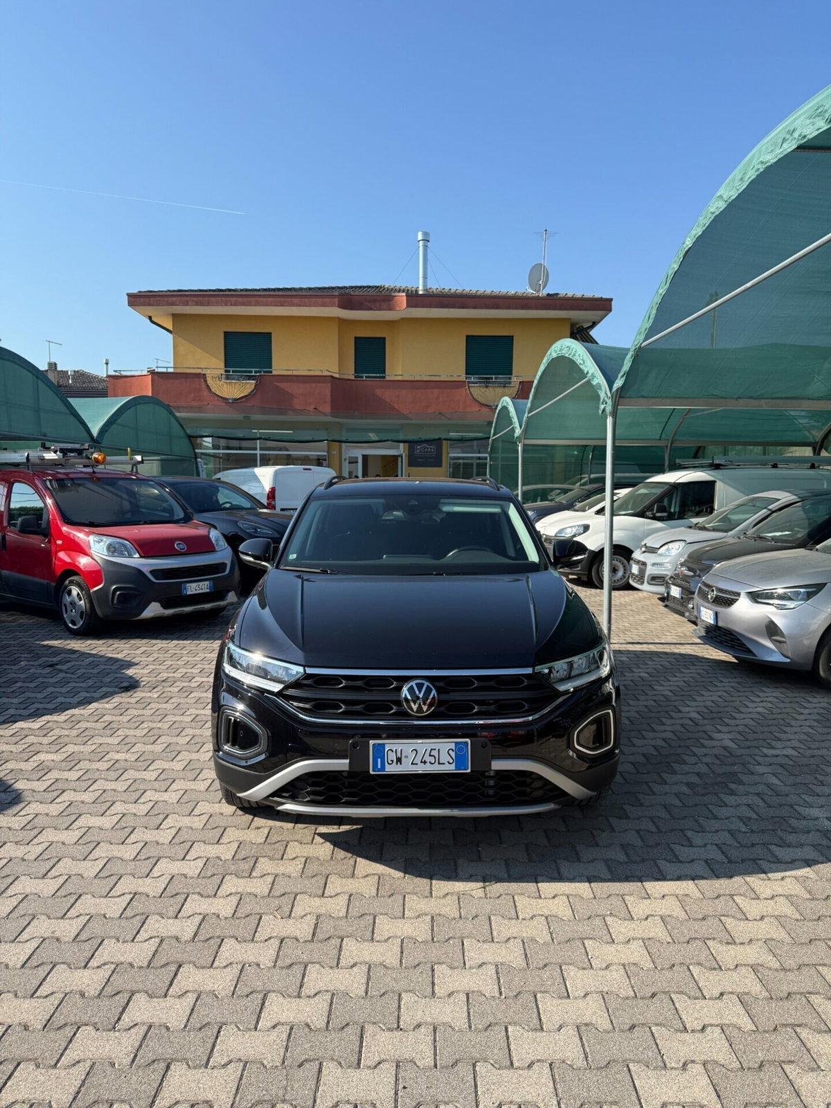 Volkswagen T-Roc 1.0 tsi R-Line 115cv