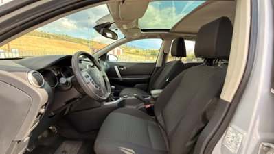 Nissan Qashqai 2.0 dCi DPF 4WD Tekna (8)