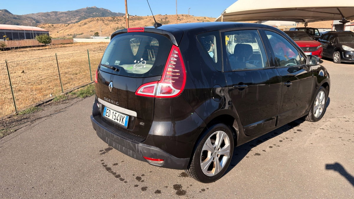 Renault Scenic E-Tech Electric 1.5 dCi 110CV Dynamique (3)