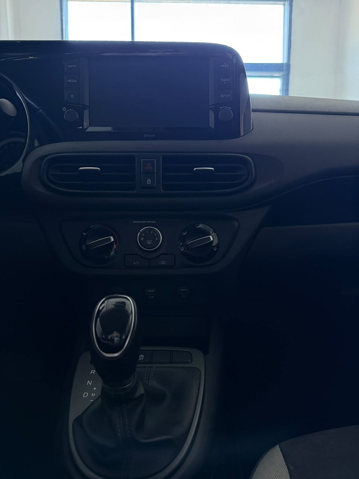 Hyundai i10 1.0 MPI AT Tech (10)