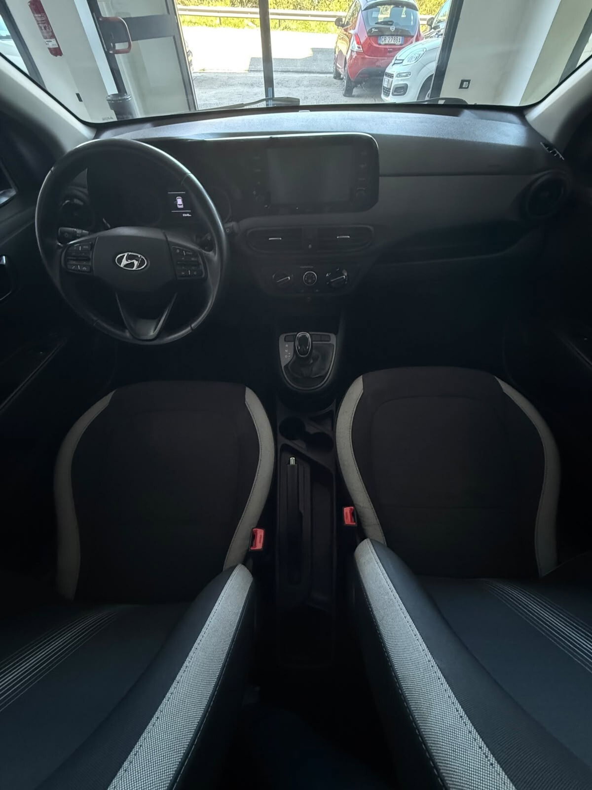 Hyundai i10 1.0 MPI AT Tech (8)