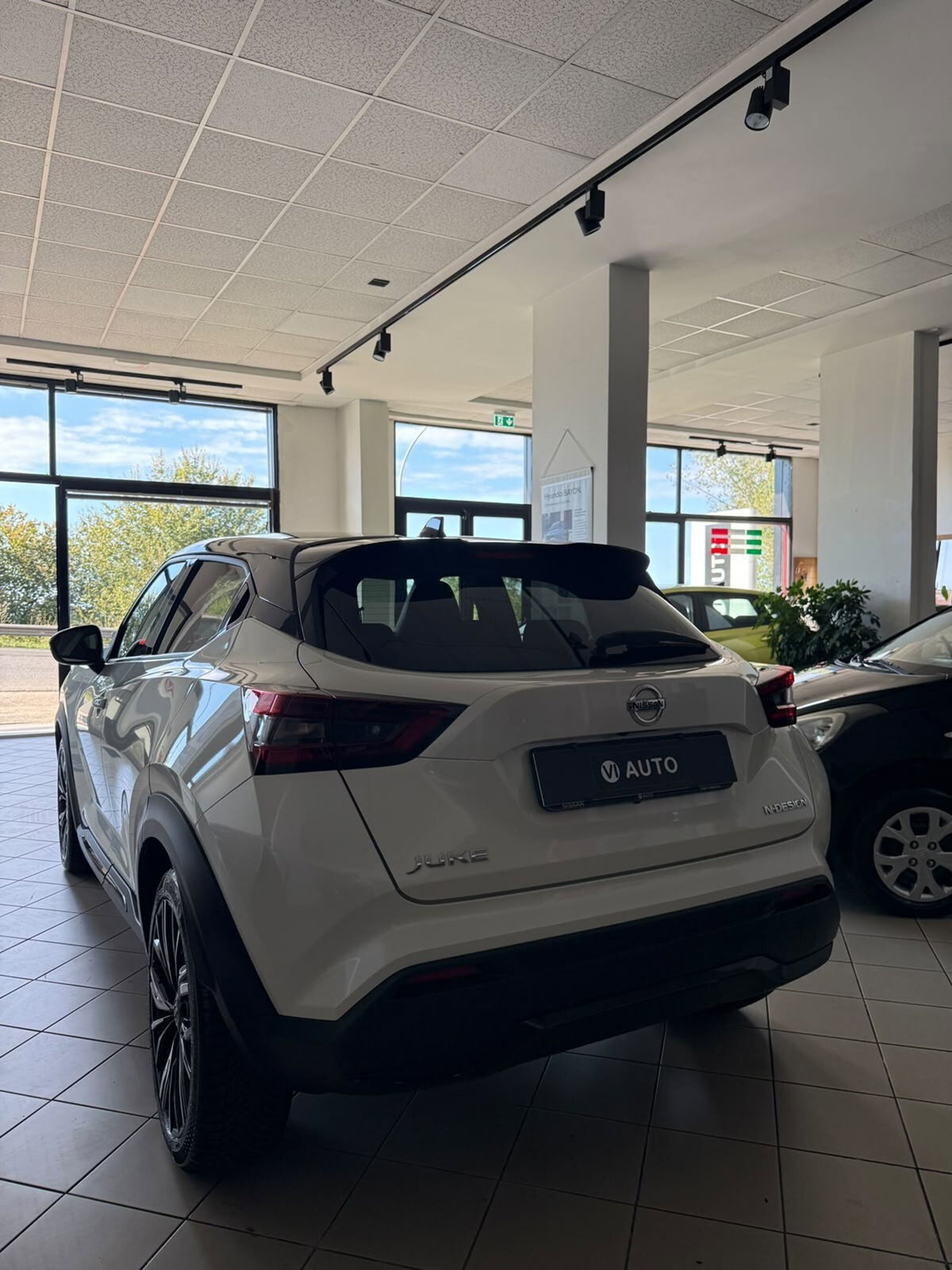 Nissan Juke 1.0 dig-t N-Connecta 114cv dct (5)