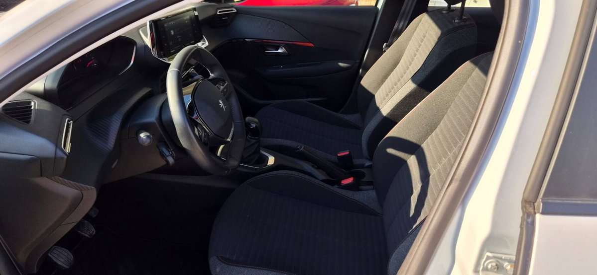 Peugeot 208 PureTech 75 Stop&Start 5 porte Active (6)