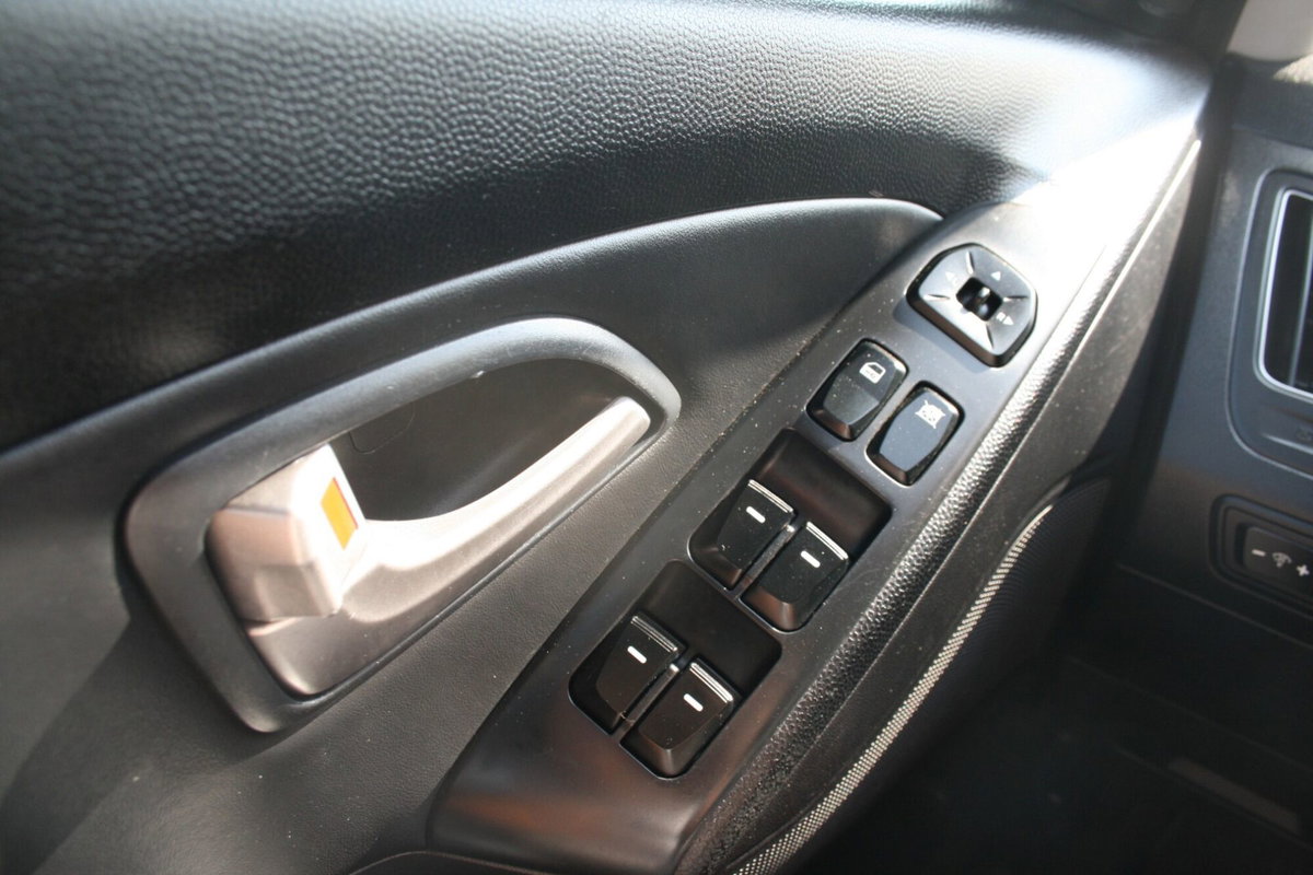 Hyundai ix35 1.7 CRDi 2WD Comfort (11)