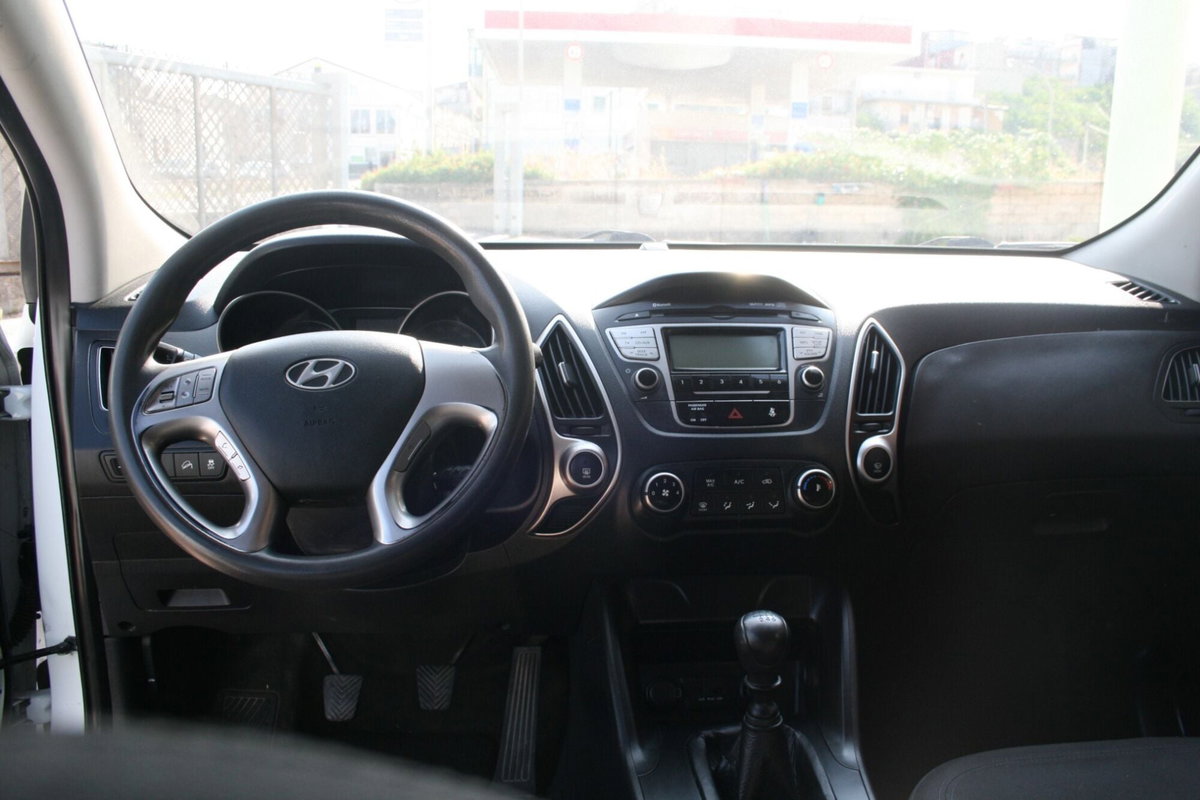 Hyundai ix35 1.7 CRDi 2WD Comfort (9)