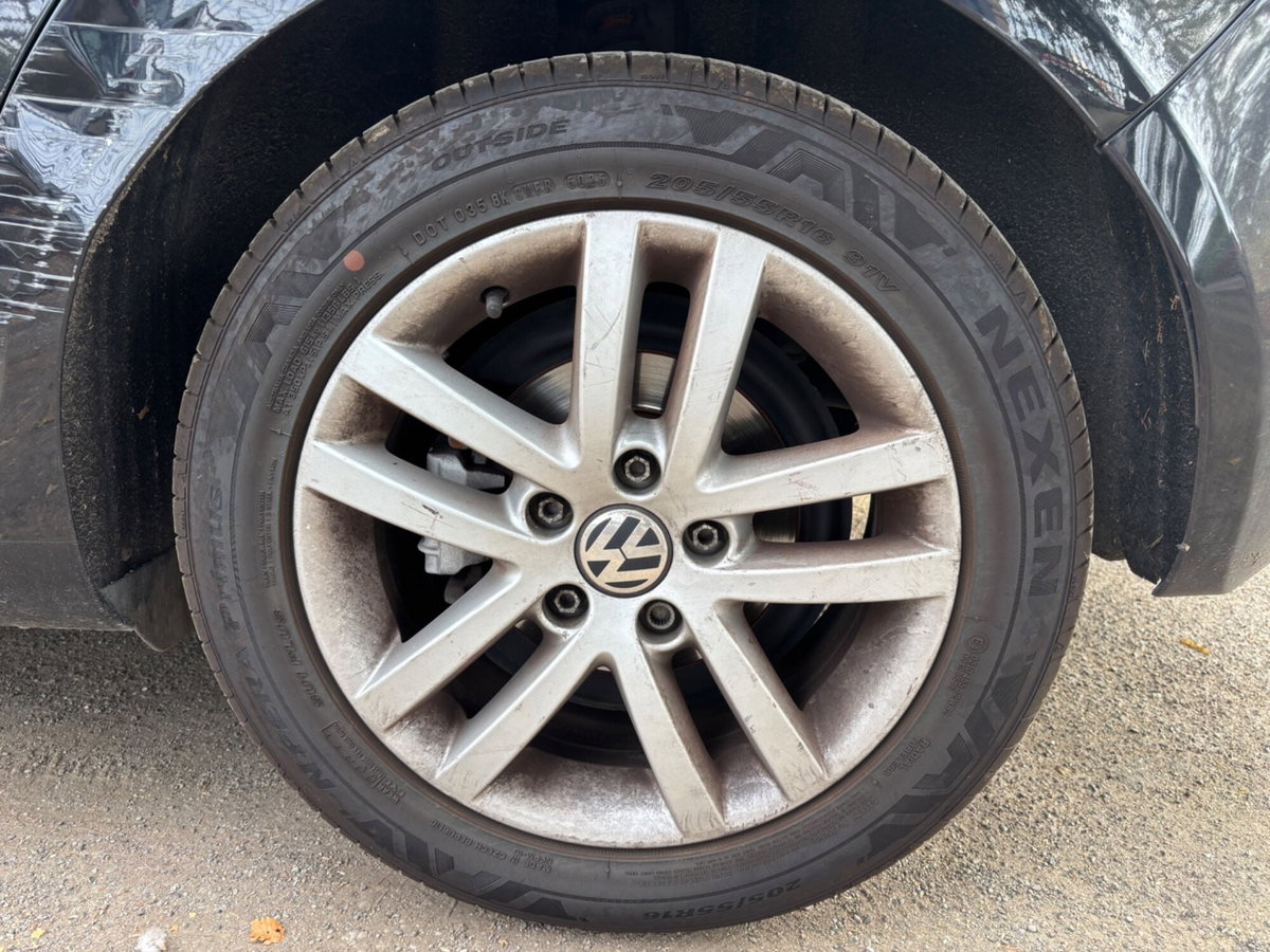 Volkswagen Golf Plus 1.4 TSI DSG Highline (8)