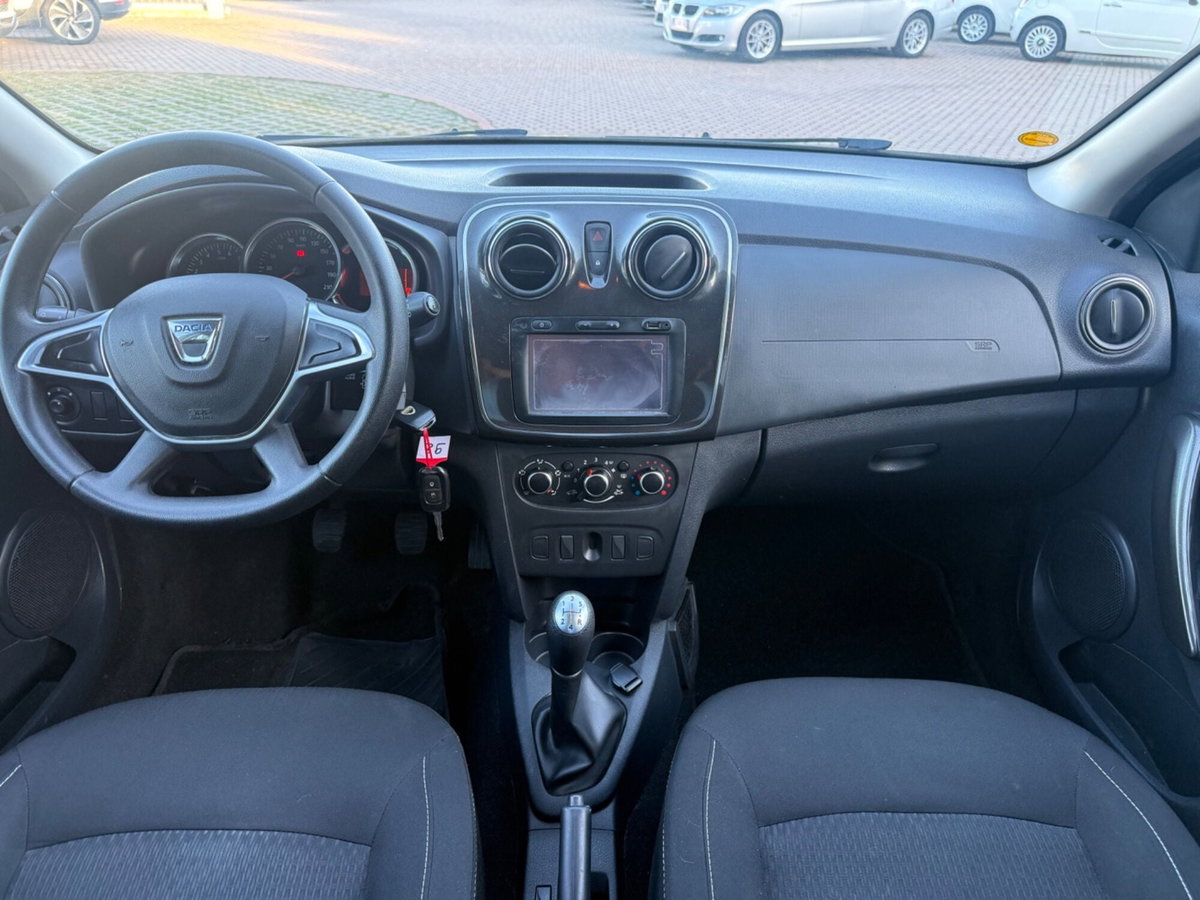 Dacia Sandero 1.0 SCe 12V 75CV (10)