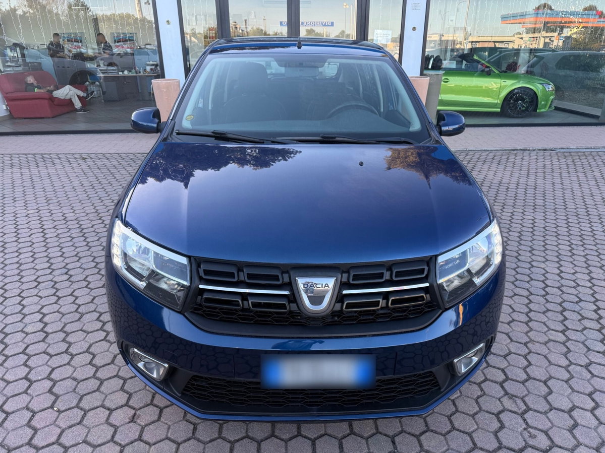 Dacia Sandero 1.0 SCe 12V 75CV (2)
