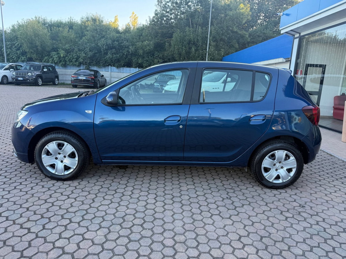 Dacia Sandero 1.0 SCe 12V 75CV (4)