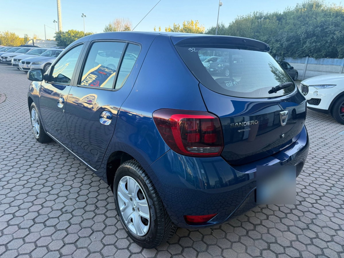 Dacia Sandero 1.0 SCe 12V 75CV (7)