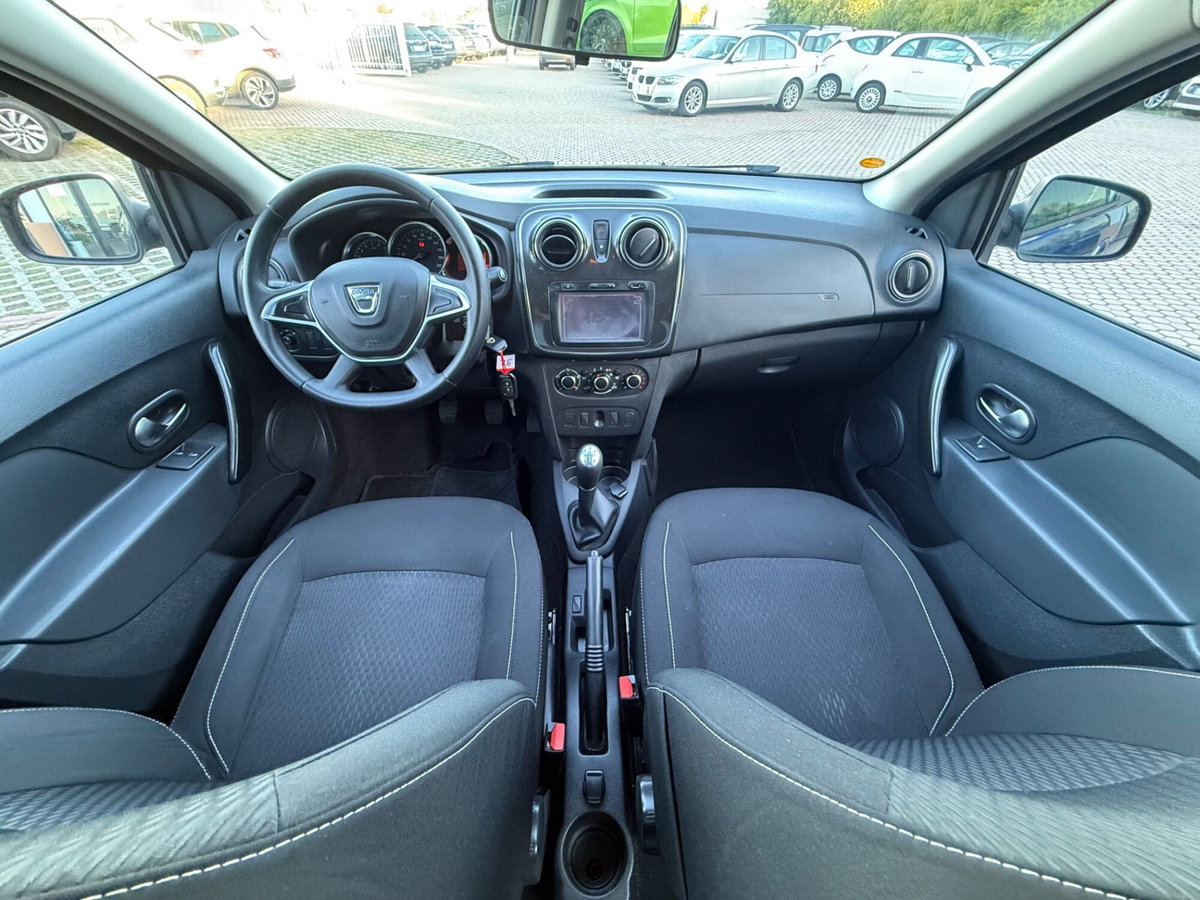 Dacia Sandero 1.0 SCe 12V 75CV (9)
