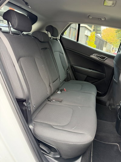 Kia Sportage 1.6 crdi mhev Style dct (12)