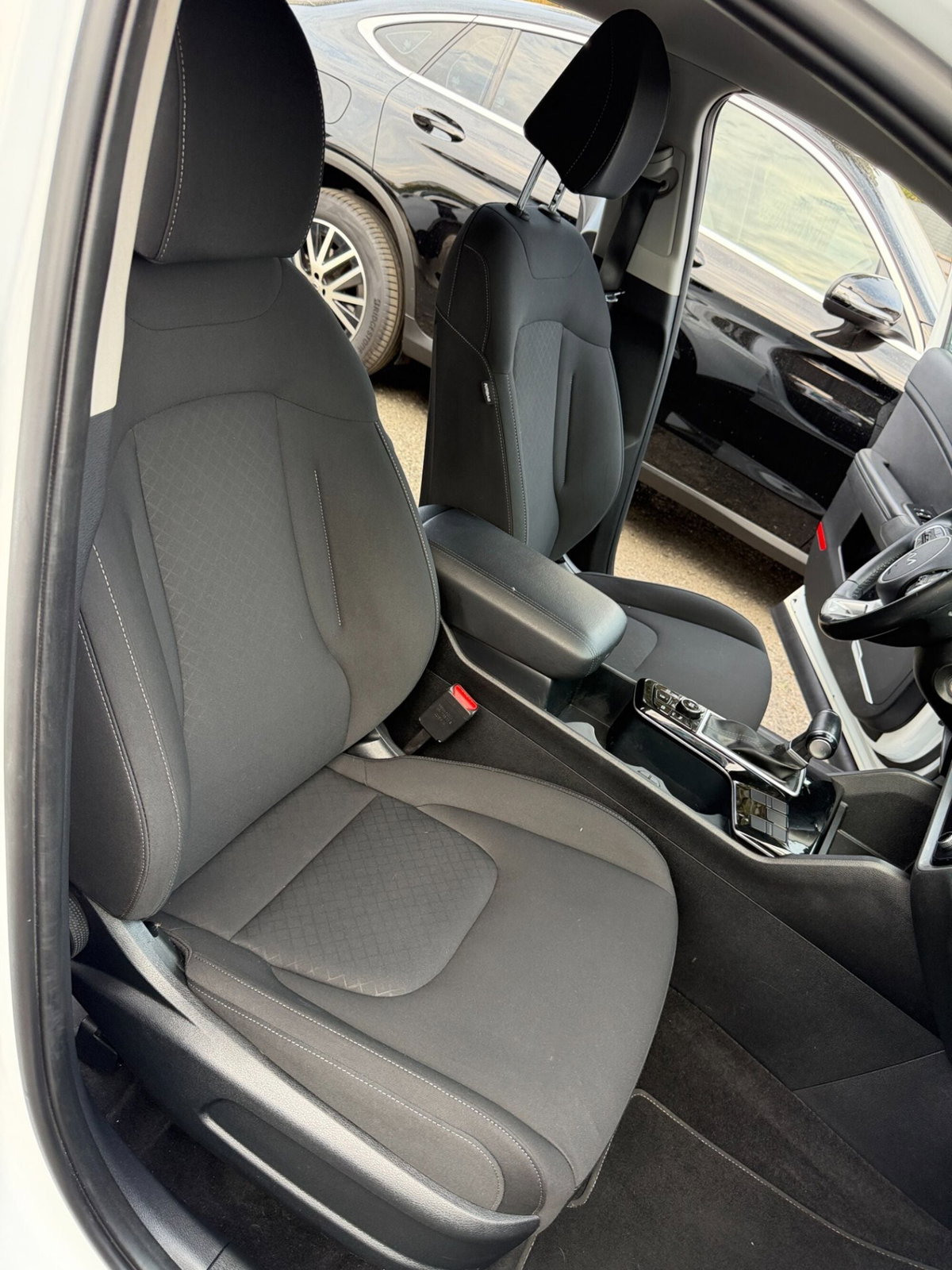 Kia Sportage 1.6 crdi mhev Style dct (20)