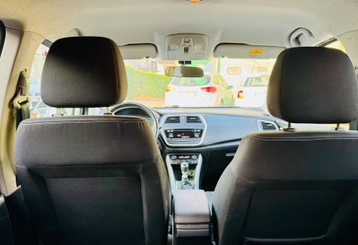 Suzuki S-Cross 1.6 DDiS Top (17)
