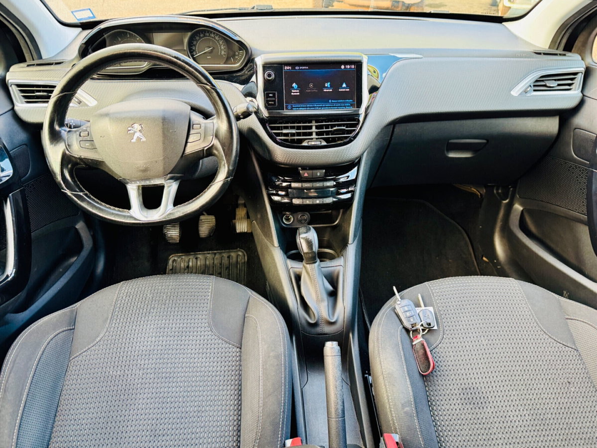 Peugeot 208 75 5 porte Allure (18)
