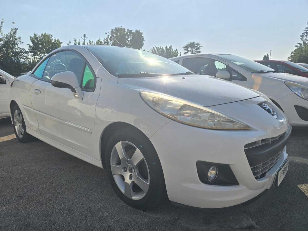 Peugeot 207 Cabrio 8V HDi 112CV CC Allure (2)