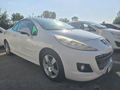 Peugeot 207 Cabrio 8V HDi 112CV CC Allure (2)