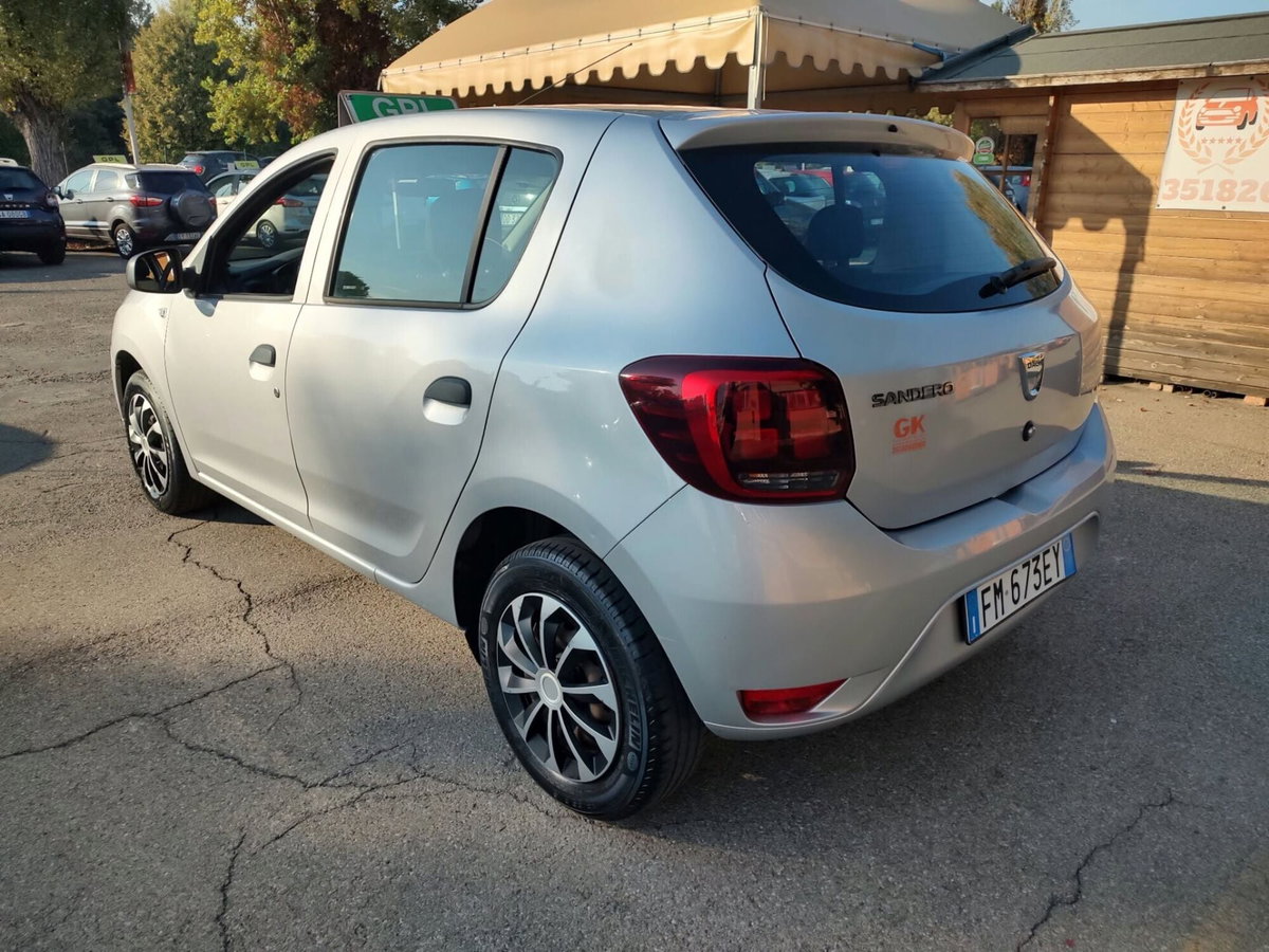 Dacia Sandero Stepway 0.9 TCe 12V TurboGPL 90CV Start&Stop (2)