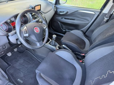 Fiat Punto 1.2 8V 5 porte Lounge (12)