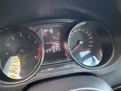 Volkswagen Polo 1.0 MPI 5p. Trendline (11)