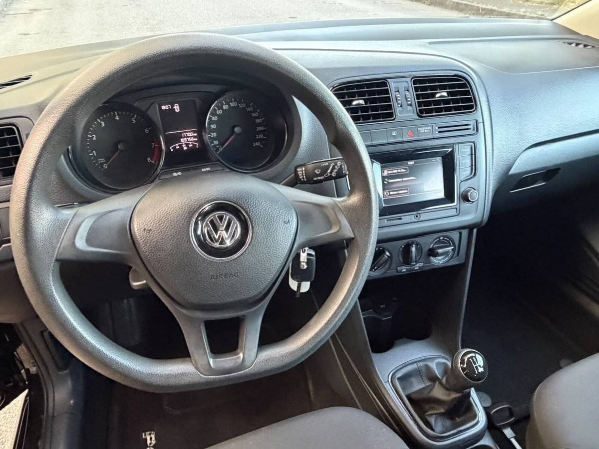 Volkswagen Polo 1.0 MPI 5p. Trendline (13)