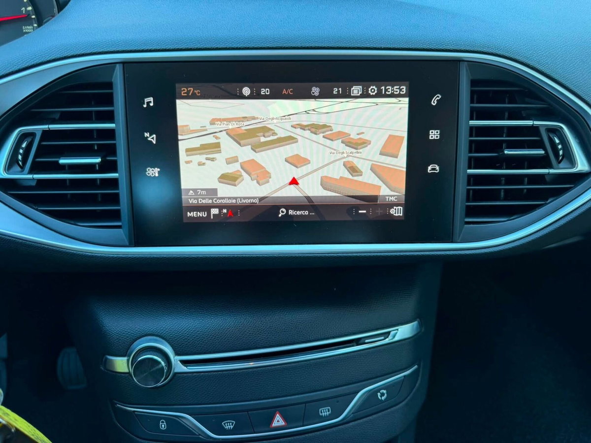 Peugeot 308 BlueHDi 130 S&S EAT8 GT Line (13)