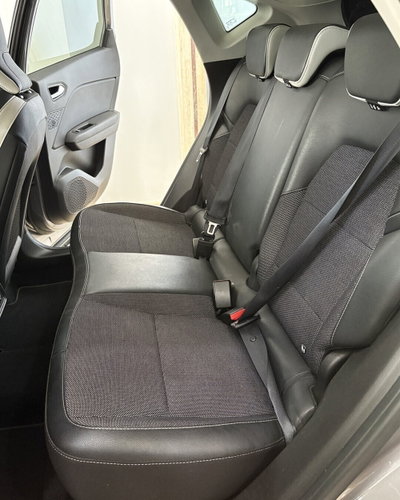 Renault Captur TCe 100 CV GPL FAP Intens (9)
