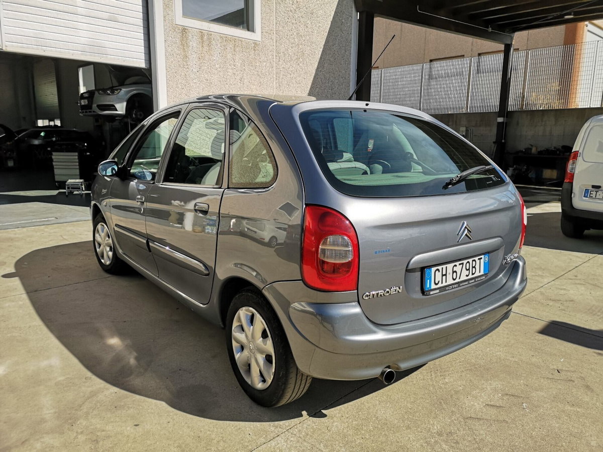 Citroen C4 1.6 HDi 110CV FAP Elegance (7)