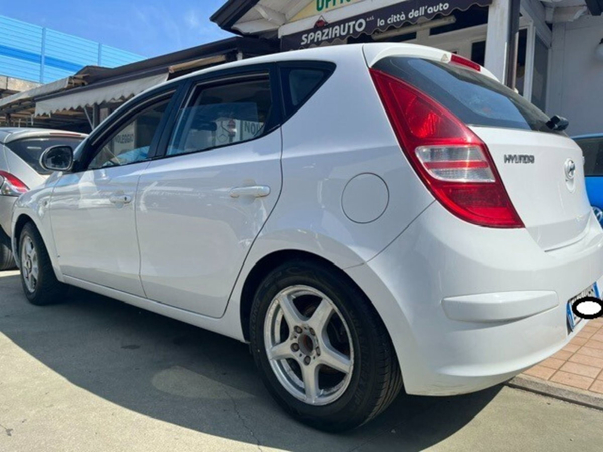 Hyundai i30 1.4 16V 109CV 5p. BlueDr. GPL Active (5)