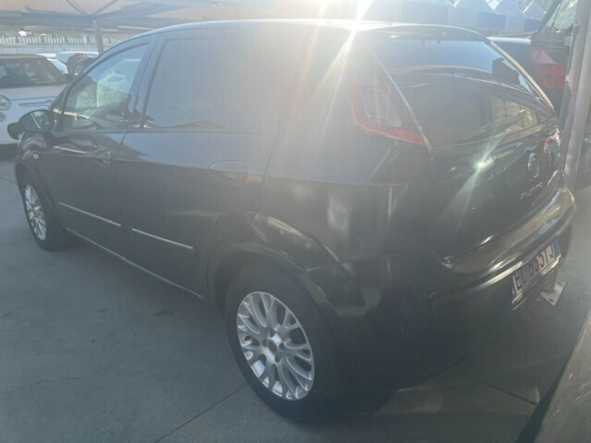 Fiat Punto Evo 1.2 5 porte Dynamic (3)