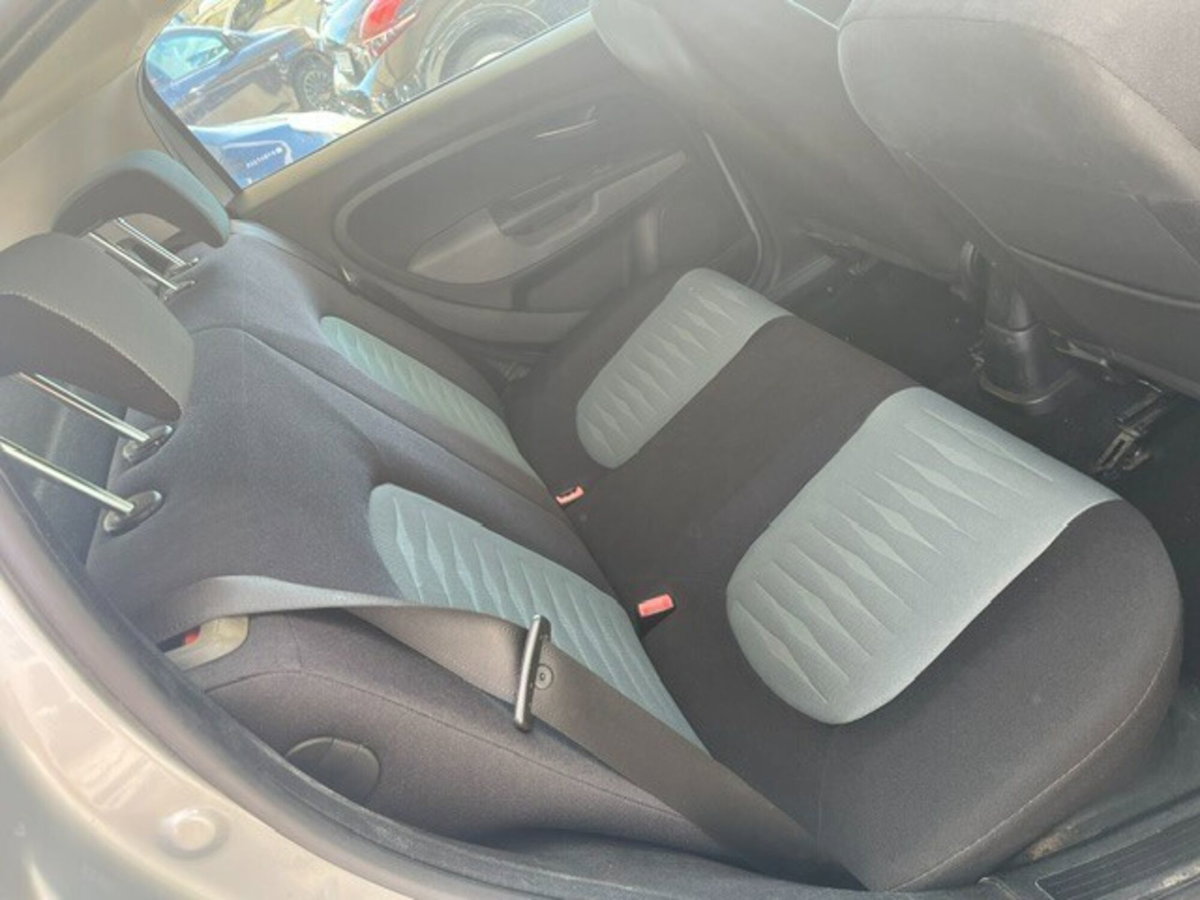 Fiat Grande Punto 1.4 5 porte Dynamic Natural Power (7)