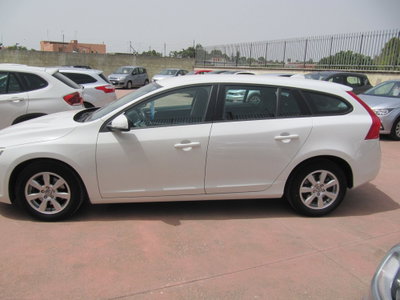 Volvo V60 D2 1.6 usata