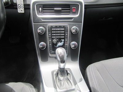 Volvo V60 D2 1.6 (6)