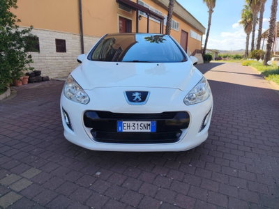 Peugeot 308 1.6 8V e-HDi 112CV Stop&Start robotiz. 5p. Allure (3)