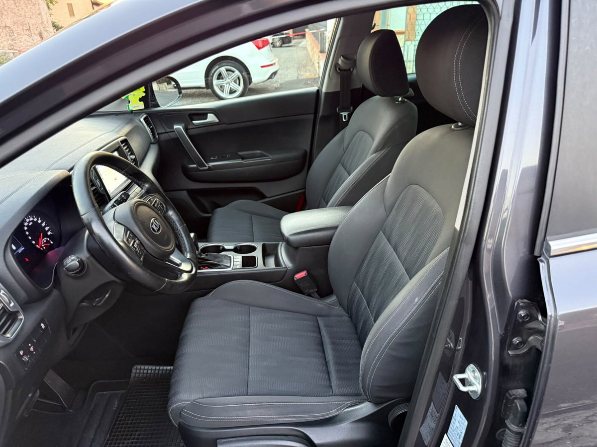Kia Sportage 1.7 CRDI 141 CV DCT7 2WD Cool (7)