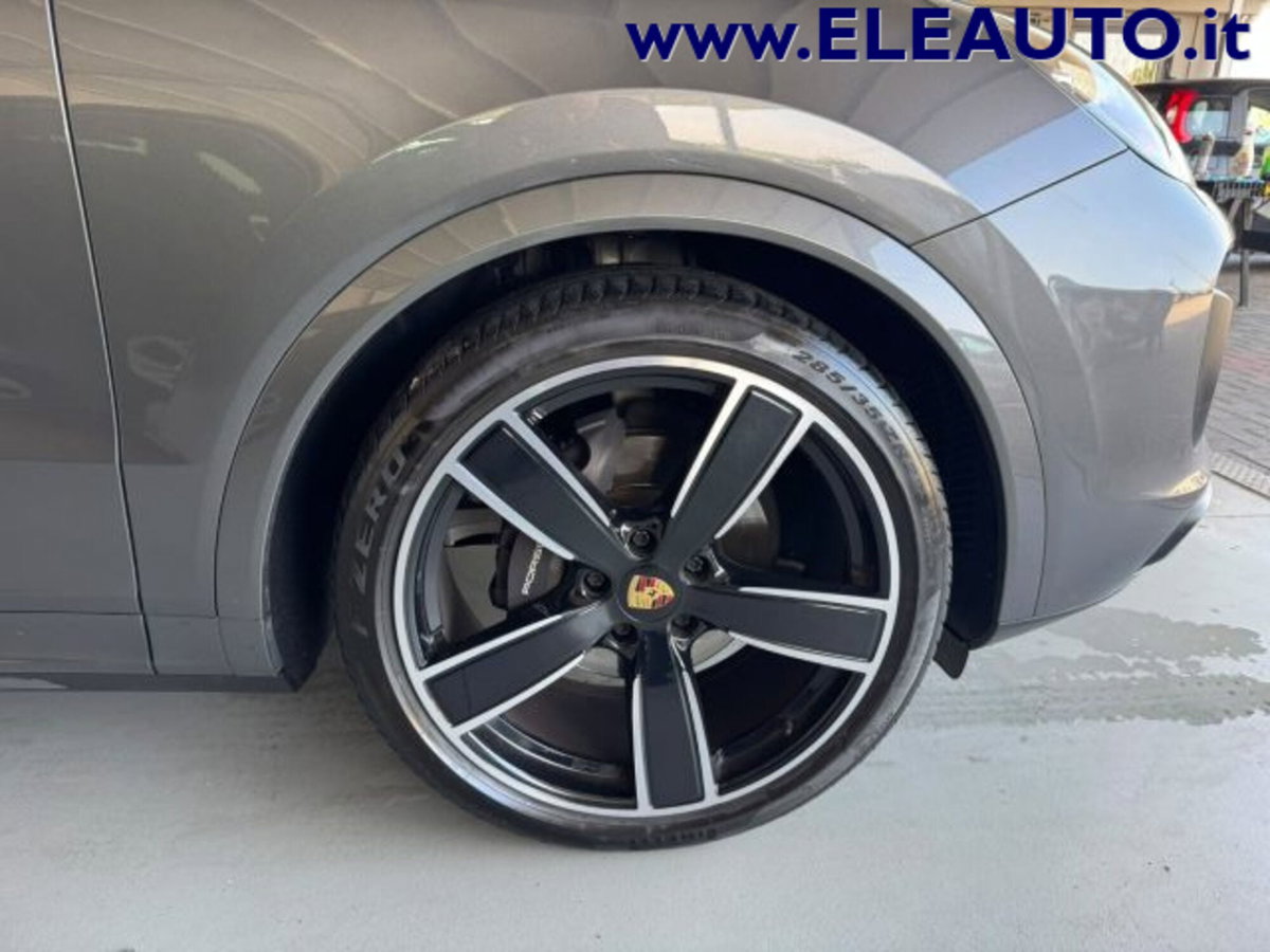 Porsche Cayenne Coupé 3.0 V6 (7)