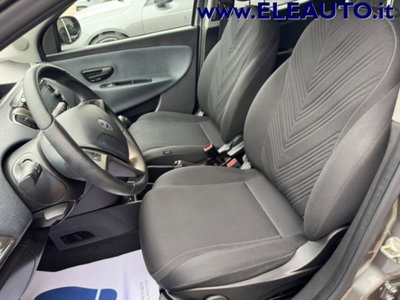 Lancia Ypsilon 1.0 FireFly 5 porte S&S Hybrid Gold Plus (12)