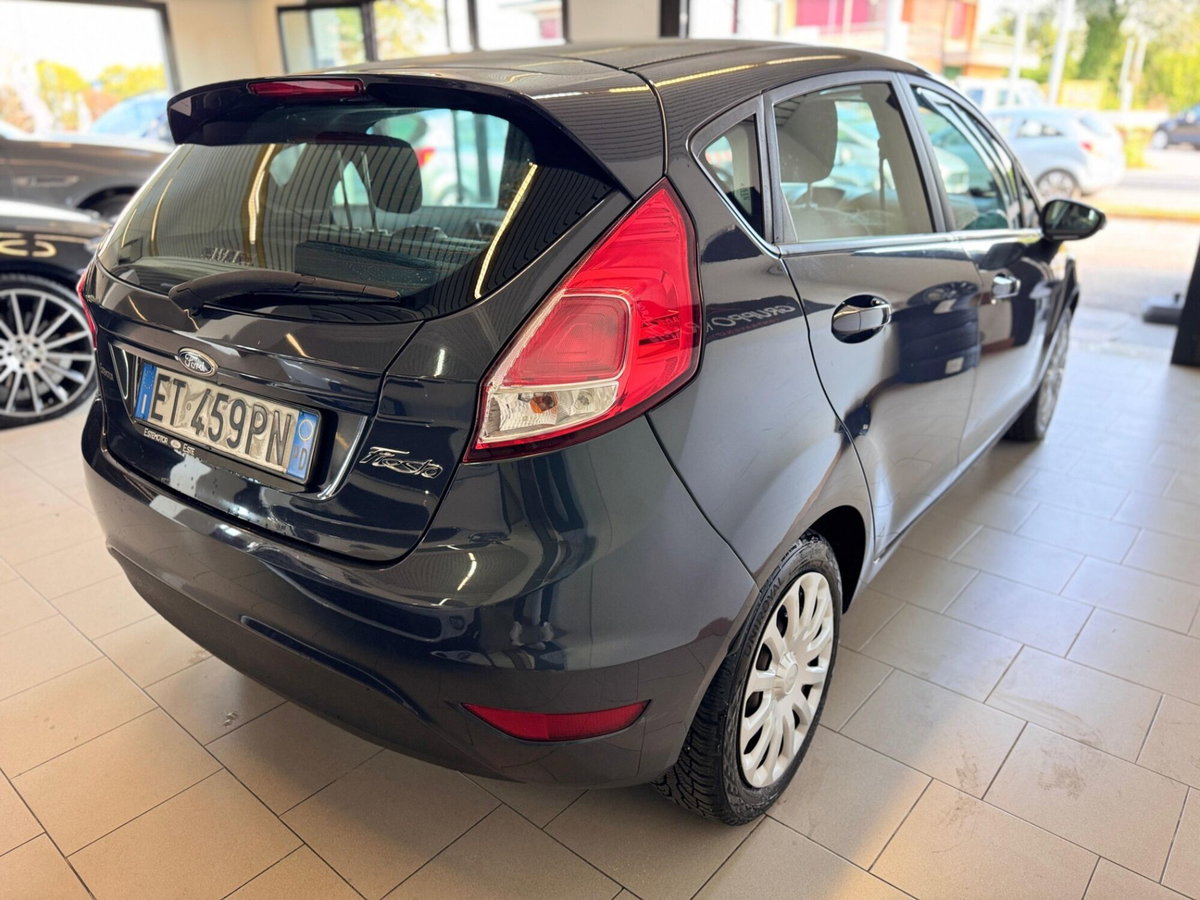 Ford Fiesta 1.5 TDCi 75CV 5 porte Titanium (5)