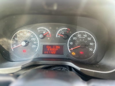 Fiat Qubo 1.3 MJT 95 CV Trekking (10)