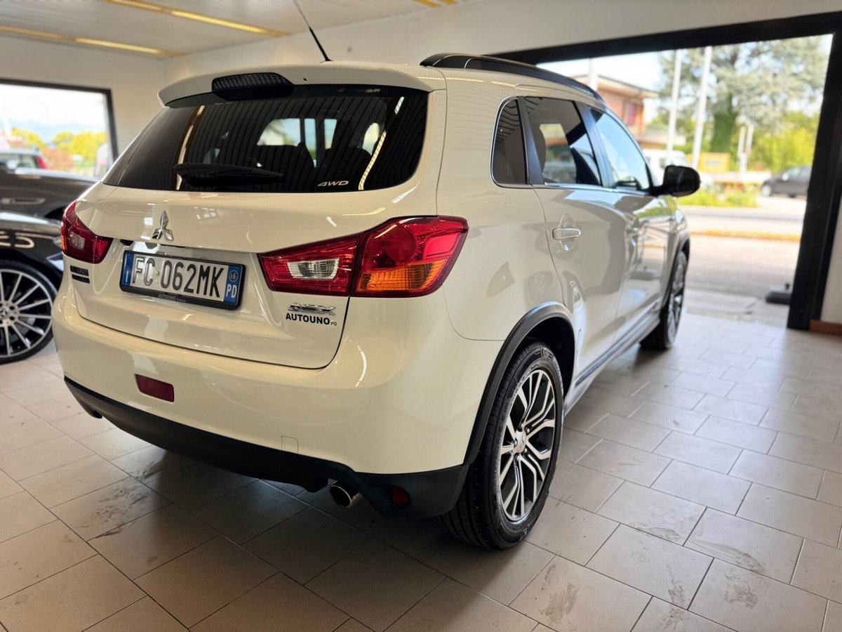 Mitsubishi ASX 1.6 DI-D 114 CV 4WD Intense (4)