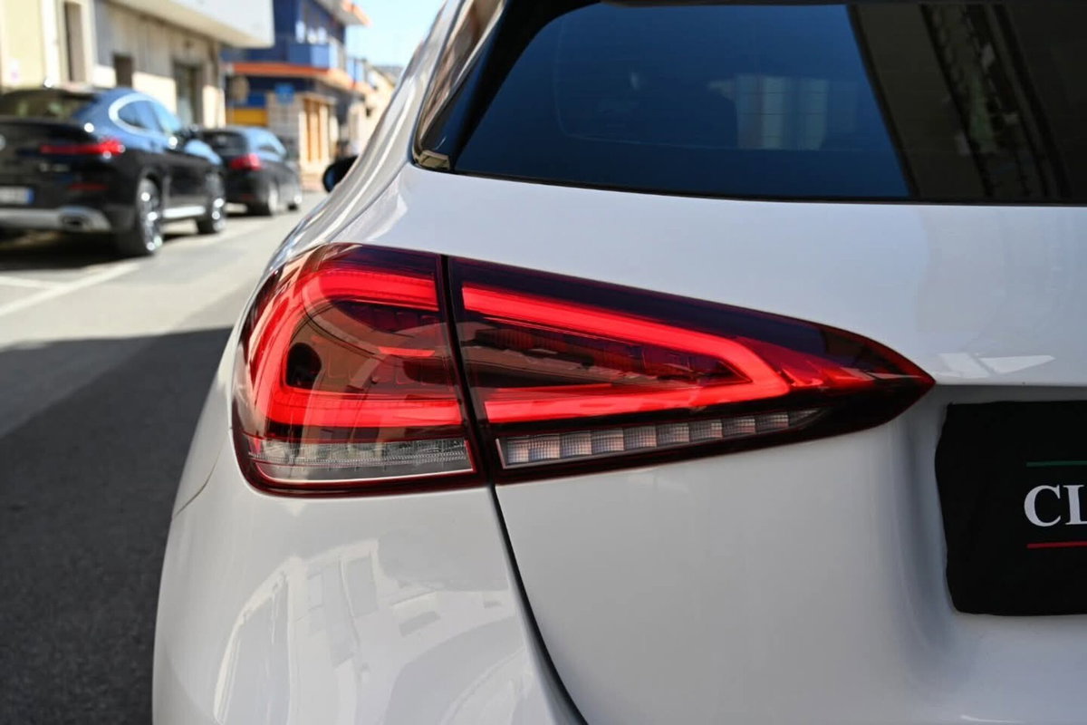 Mercedes-Benz Classe A 180 d Automatic Executive (5)
