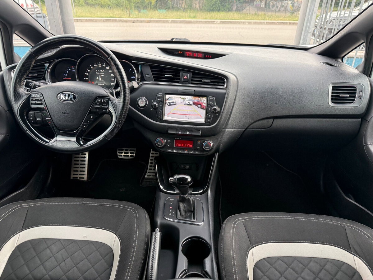 Kia Ceed 1.6 CRDi 136 CV DCT 5p. GT Line (15)